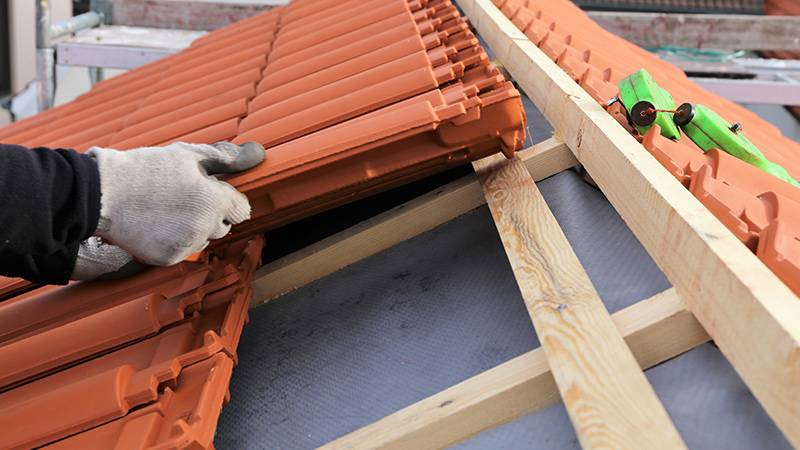 Rénovation des toitures et entretien des espaces verts Vitrolles EC Entreprise